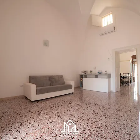 Zaira House Vakantiehuis Torre Suda